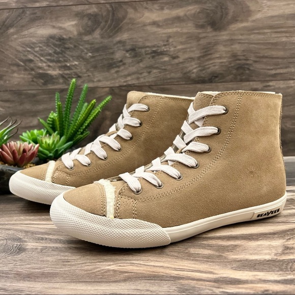 NIB SeaVees Army Issue High Wintertide High Top Sneaker Plush Lined Sand 8 - Picture 3 of 12